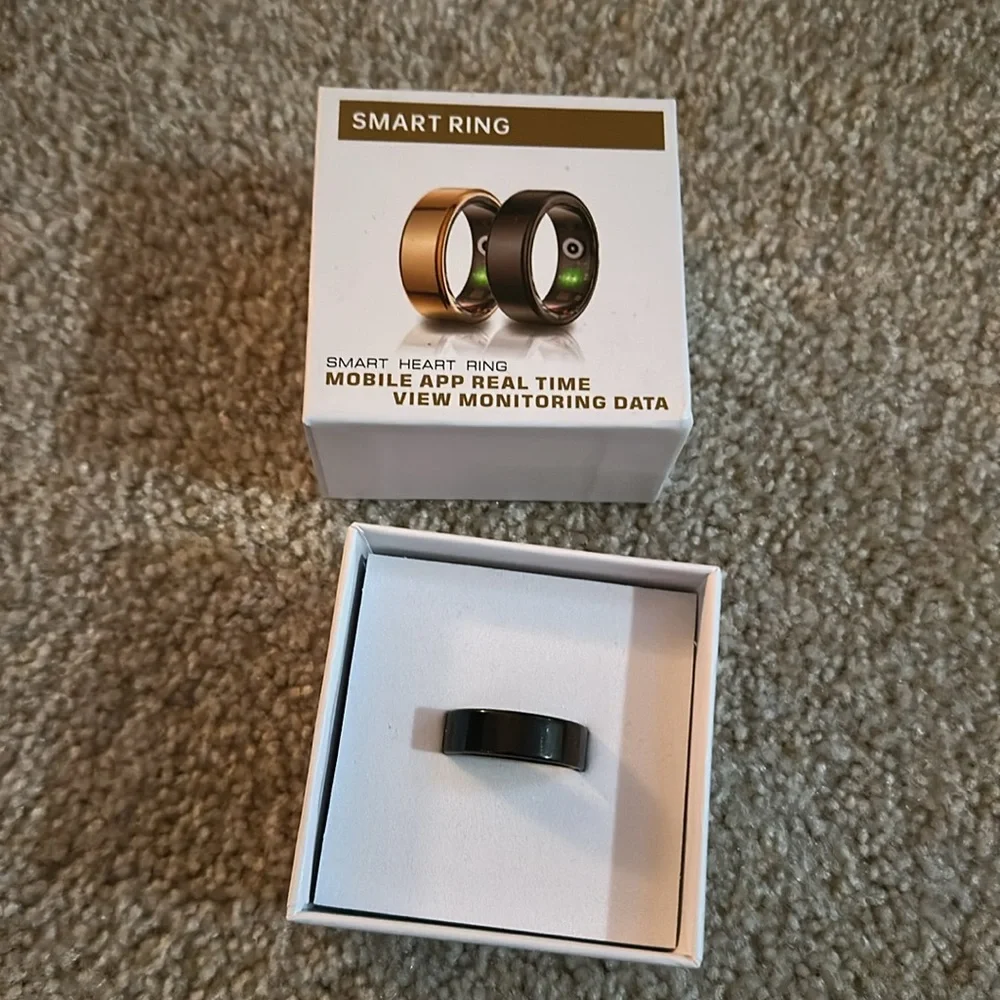 Minimalist Gold and Black Wearable Rings with Smart Features